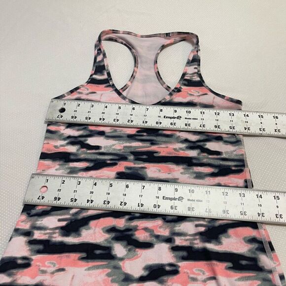 Lululemon Cool Racerback Pink Camo Tank Top Size Small Medium See Measurements - Picture 4 of 6